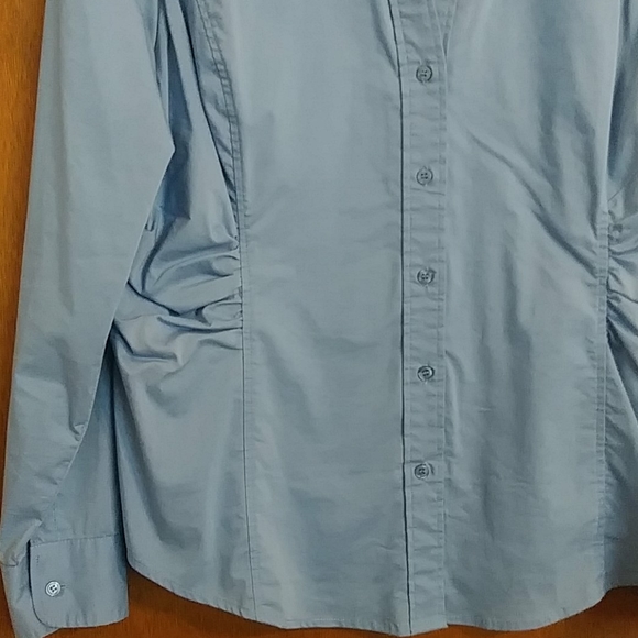 Brand 🆕 Blouse - Picture 3 of 10